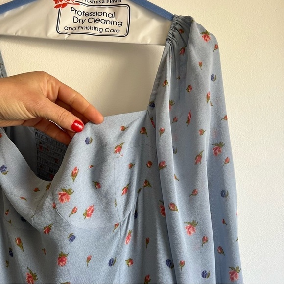 Reformation Cammi Dress in Beau - Picture 9 of 16